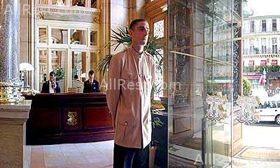 Hotel Concorde Saint-Lazare 11